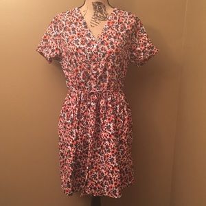 Gap floral print dress with buttons and tie waist